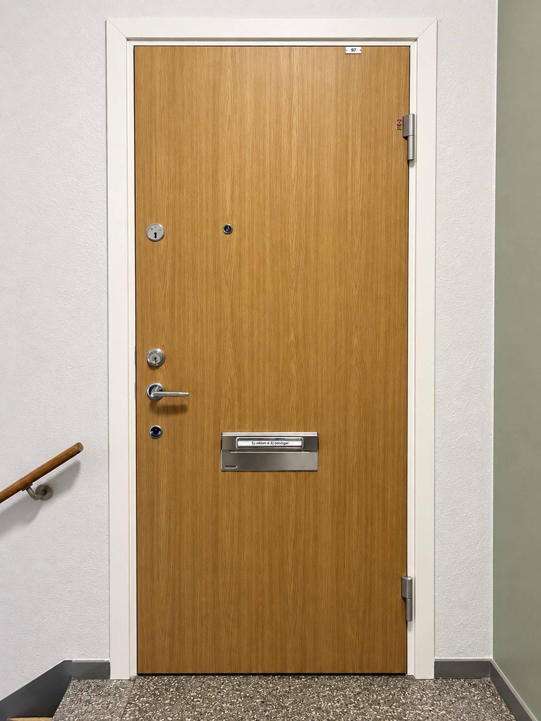 Daloc S43 M10 – Ek – Högerhängd – framsida.